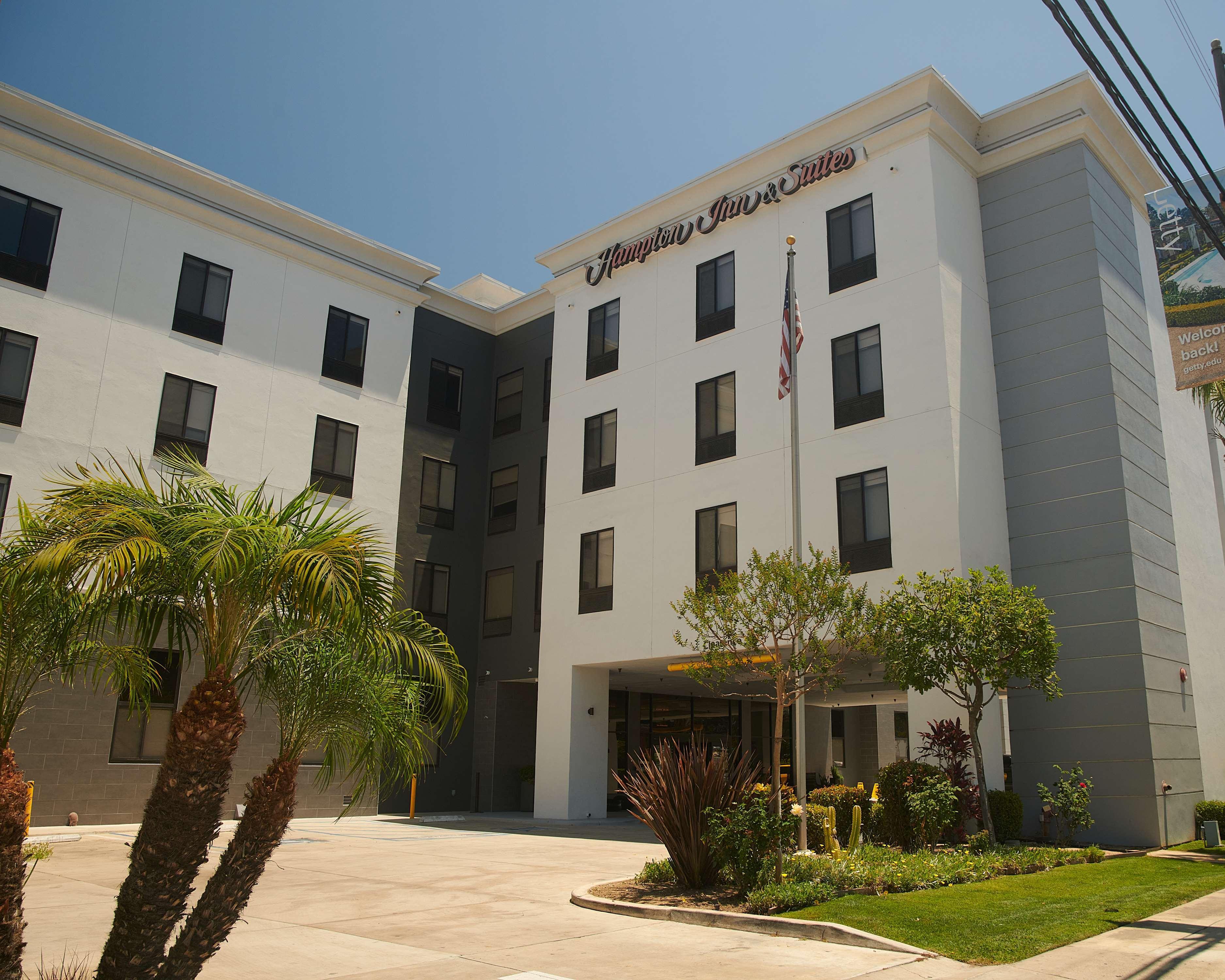 Hampton Inn & Suites Sherman Oaks Los Angeles Exterior photo